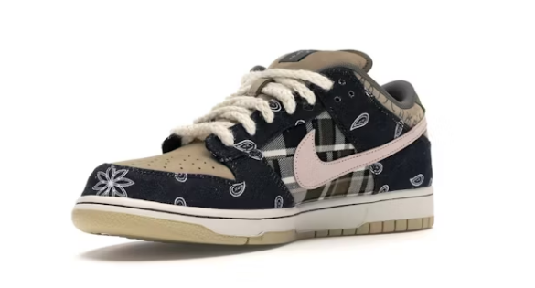 Nike Dunk SB Low - Travis Scott