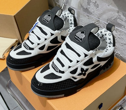 LV Skate Black & White