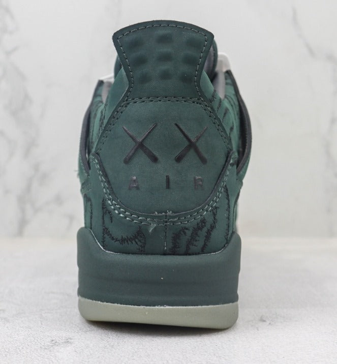 Air Jordan 4 - X KAWS