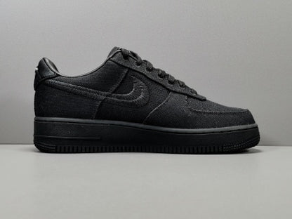 Nike Air Force 1 x Stussy - Black