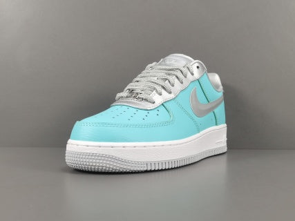 Nike Air Force 1 x TlFFANY & CO - 1837 Turquois Blue