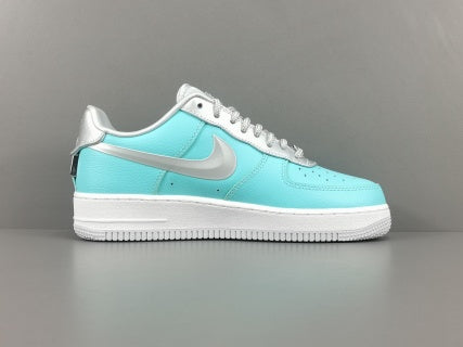 Nike Air Force 1 x TlFFANY & CO - 1837 Turquois Blue