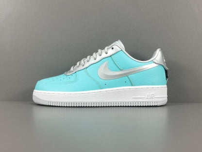 Nike Air Force 1 x TlFFANY & CO - 1837 Turquois Blue