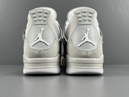 Air Jordan 4 - Frozen Moments