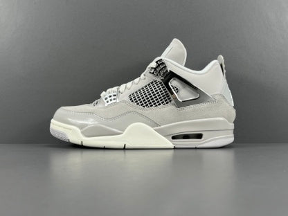 Air Jordan 4 - Frozen Moments