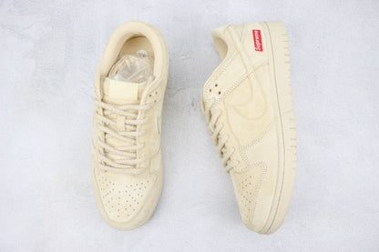 Nike Dunk x Supreme Cream