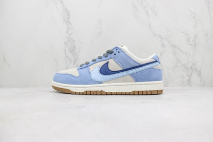 Nike Dunk Low - Double Hook White/Blue