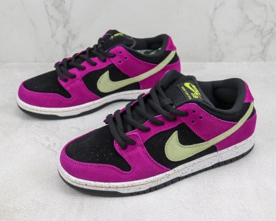 Nike Dunk Low - Red Plum