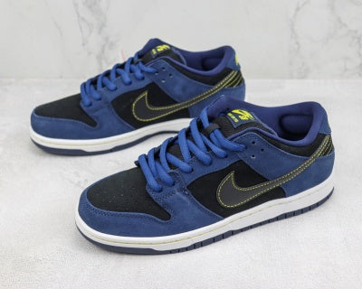 Nike Dunk Low - Midnight Navy Black