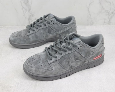 Nike Dunk Low x Supreme Grey