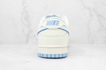 Nike Dunk Low - Diamond Light Blue