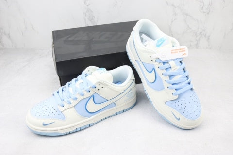 Nike Dunk Low - Diamond Light Blue