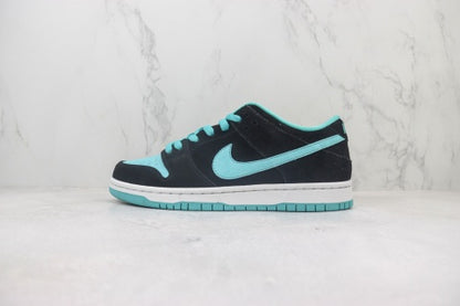 Nike Dunk SB Low - TIFFANY