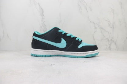 Nike Dunk SB Low - TIFFANY