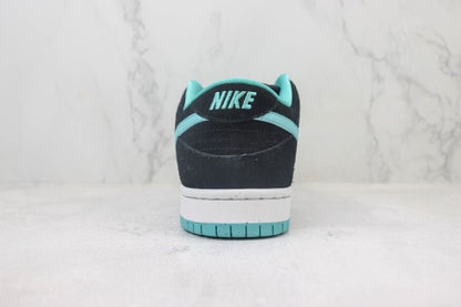 Nike Dunk SB Low - TIFFANY