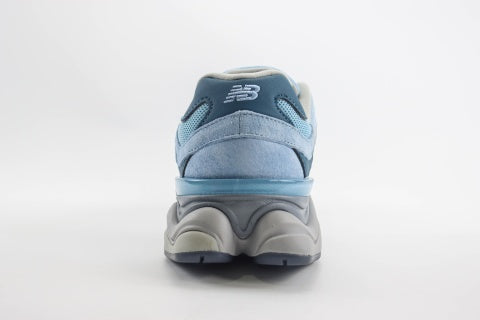 New Balance 9060 - Light Blue