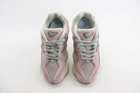 New Balance 9060 - Pink